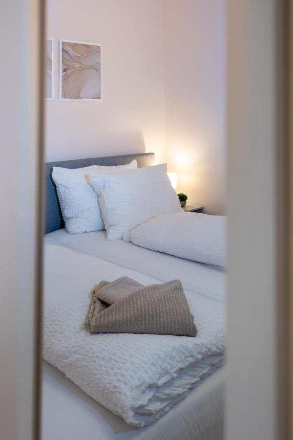 Charming Near Prater Appartement Wenen